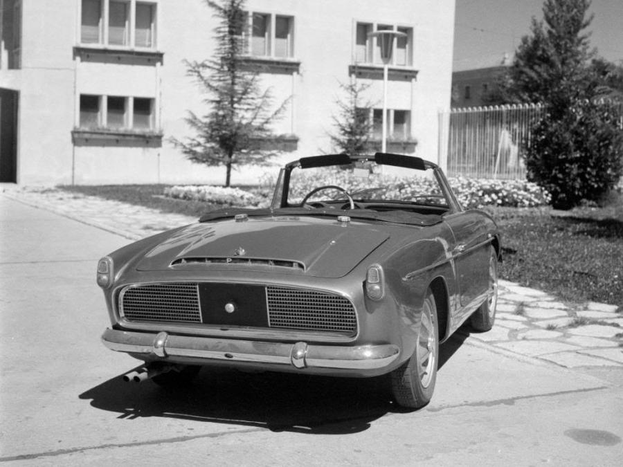  FASA-Renault Alpine A108 Cabrio 1963 года  (фото 3 из 8)